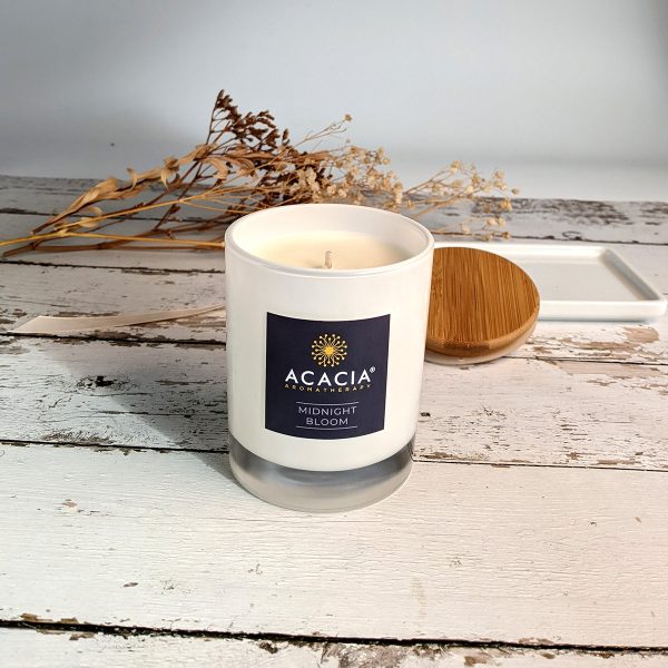 Midnight Bloom Natural Soy Wax Candle 220g - Image 2